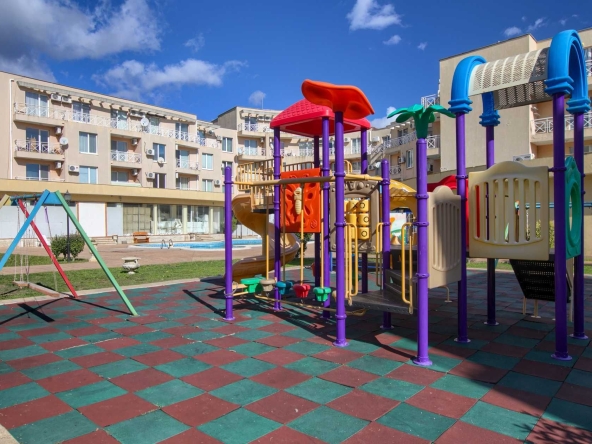 Едностаен апартамент в Бургас, Пристанище Бургас - 29 кв.м за 1242 €/кв.м - Снимка #1