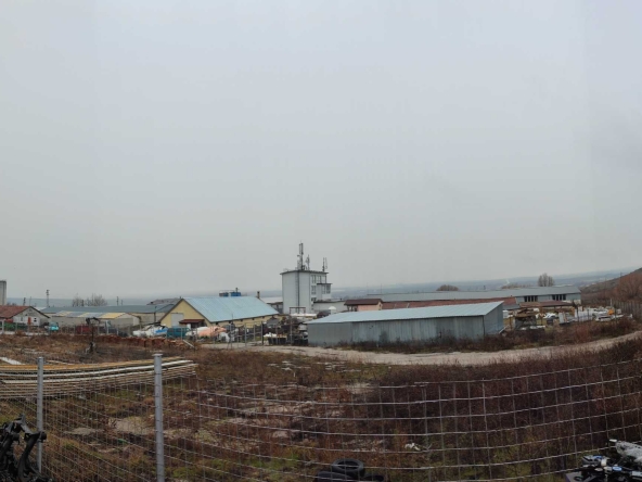 Дава се под наем Склад в Игнатиево - 2400 кв.м за 765 € - Снимка #1