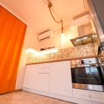 Дава се под наем Двустаен апартамент в Варна, Колхозен пазар - 46 кв.м за 561 € - Снимка #1