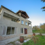 Къща в с. Ново Ботево, Област Добрич - 324 кв.м за 282 €/кв.м - Снимка #1