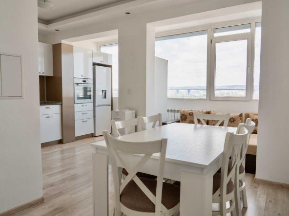 Дава се под наем Четиристаен апартамент в Варна, Аспарухово - 90 кв.м за 510 € - Снимка #1