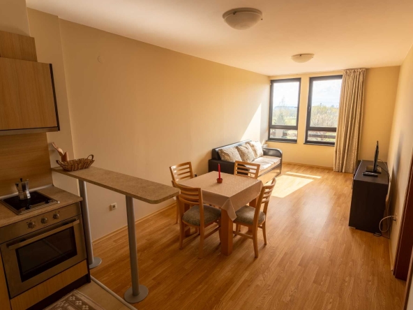 Дава се под наем Двустаен апартамент в Банско - 67 кв.м за 269.79 € - Снимка #1