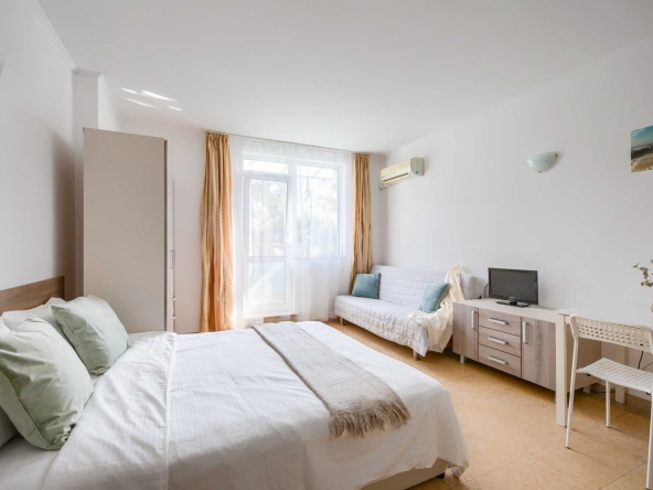 Дава се под наем Едностаен апартамент в Несебър - 36 кв.м за 208.08 € - Снимка #1