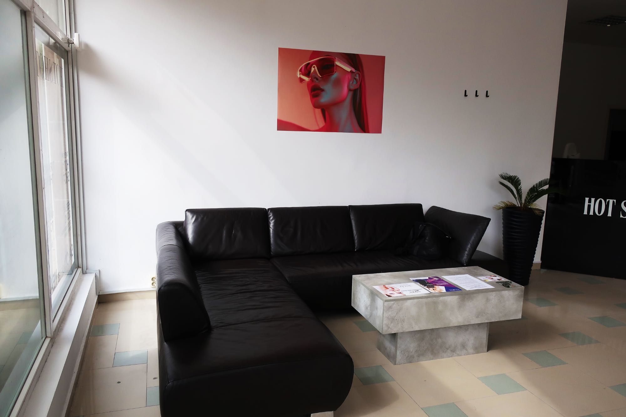 Дава се под наем  в Шумен, Център -  кв.м за 7.65 € - Снимка #1