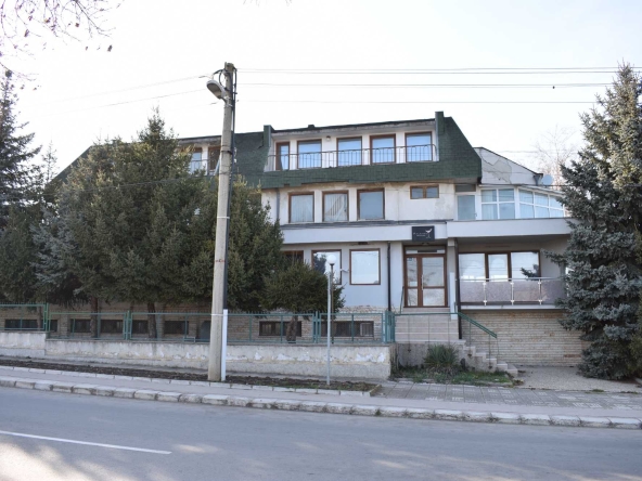 Хотел в Шабла - 1361 кв.м за 181 €/кв.м - Снимка #1