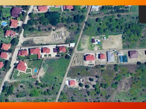 Парцел в Пловдив, Беломорски - 1694 кв.м за 6 €/кв.м - Снимка #1