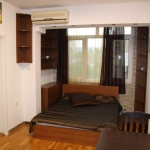 Дава се под наем Тристаен апартамент в Варна, Център - 78 кв.м за 612 € - Снимка #1