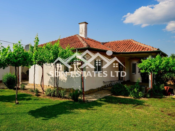 Къща в с. Копринка, Област Стара Загора - 100 кв.м за 1734 €/кв.м - Снимка #1