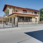 Къща в Трявна - 435 кв.м за 1725 €/кв.м - Снимка #1