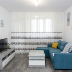 Дава се под наем Двустаен апартамент в Варна, Център - 61 кв.м за 663 € - Снимка #1