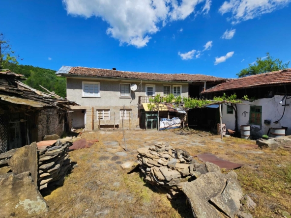 Къща в с. Габровци, Област Велико Търново - 100 кв.м за 210 €/кв.м - Снимка #1