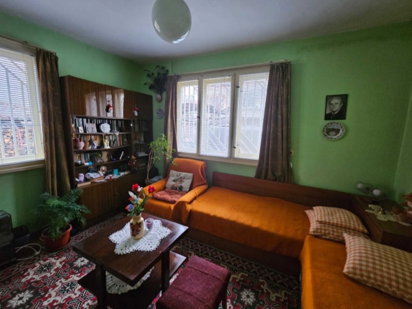 Къща в Горна Оряховица - 102 кв.м за 448 €/кв.м - Снимка #1