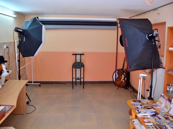 Гараж / Паркомясто в Монтана, Идеален център - 19 кв.м за 805 €/кв.м - Снимка #1