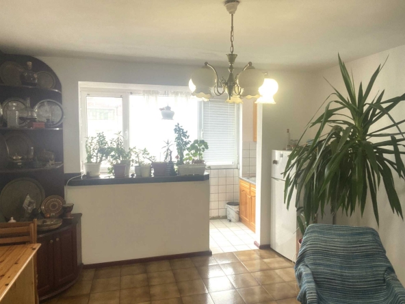 Дава се под наем Двустаен апартамент в Кюстендил, Бузлуджа - 80 кв.м за 228.99 € - Снимка #1