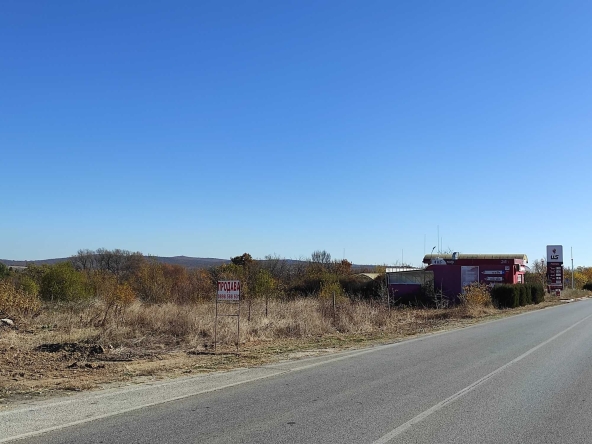 Парцел в Хисаря - 1544 кв.м за 30 €/кв.м - Снимка #1