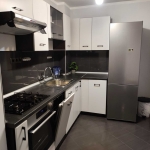 Дава се под наем Тристаен апартамент в София, Център - 98 кв.м за 1020 € - Снимка #1