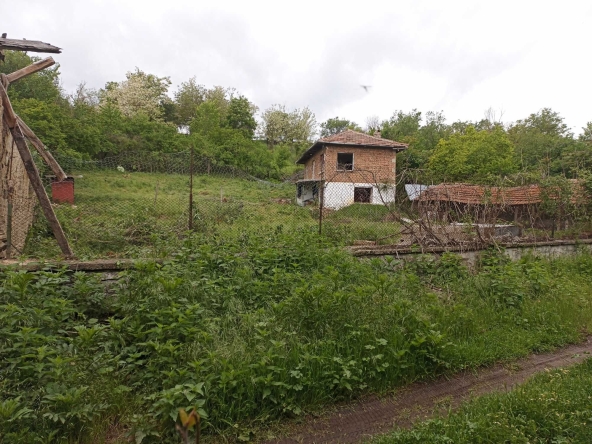 Къща в Провадия - 170 кв.м за 66 €/кв.м - Снимка #1