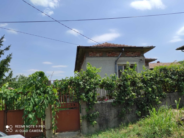 Къща в Русе, Средна кула - 68 кв.м за 809 €/кв.м - Снимка #1