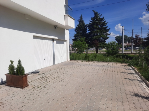 Дава се под наем Склад в София, СПЗ Слатина - 60 кв.м за 612 € - Снимка #1