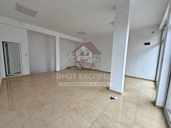 Магазин в Асеновград - 84 кв.м за 1000 €/кв.м - Снимка #1