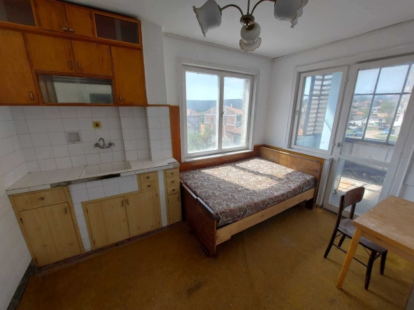 Двустаен апартамент в Омуртаг - 51 кв.м за 680 €/кв.м - Снимка #1