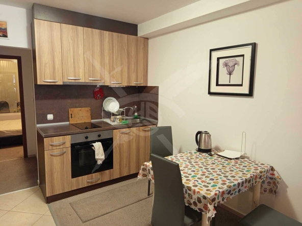 Дава се под наем Двустаен апартамент в Варна, Гръцка махала - 50 кв.м за 450 € - Снимка #1