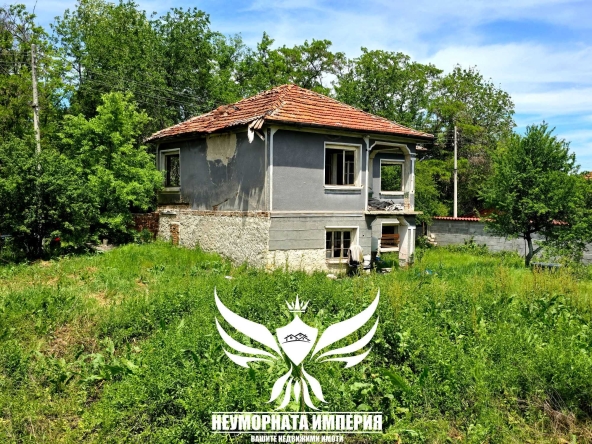 Къща в с. Конуш, Област Пловдив - 146 кв.м за 220 €/кв.м - Снимка #1