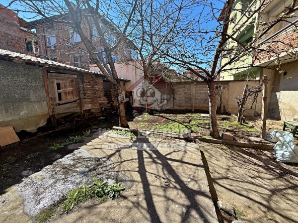 Къща в Асеновград - 249 кв.м за 451 €/кв.м - Снимка #1