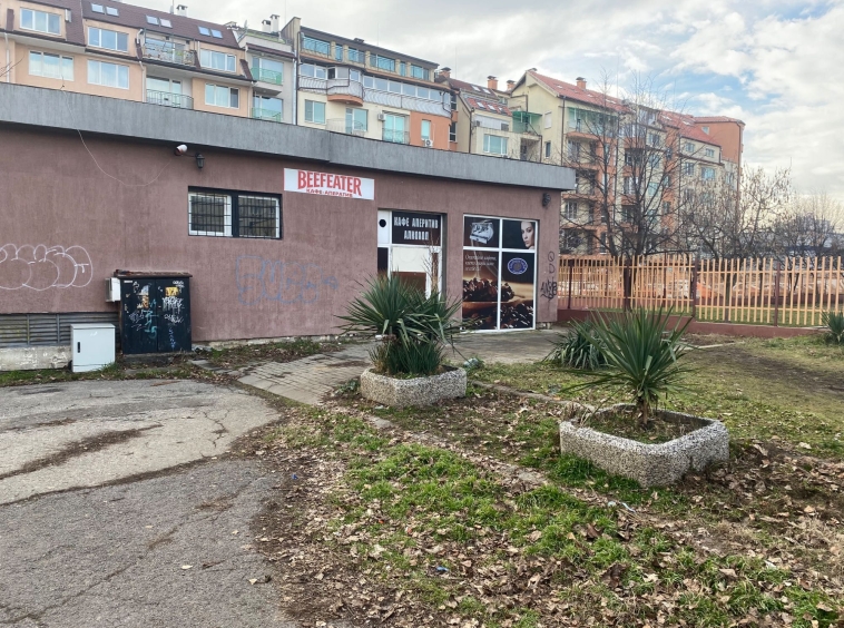 Дава се под наем Магазин в София, Люлин 8 - 100 кв.м за 510 € - Снимка #1