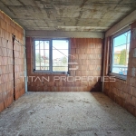 Тристаен апартамент в Пловдив, Коматево - 113 кв.м за 913 €/кв.м - Снимка #1