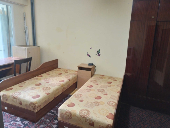 Дава се под наем  в Плевен, Широк център - 25 кв.м за 86.7 € - Снимка #1