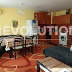 Дава се под наем Двустаен апартамент в Варна, Център - 90 кв.м за 475 € - Снимка #1