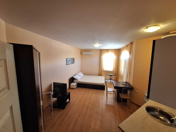 Едностаен апартамент в к.к. Слънчев бряг - 42 кв.м за 1203 €/кв.м - Снимка #1