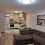 Дава се под наем Двустаен апартамент в Варна, Възраждане 1 - 75 кв.м за 612 € - Снимка #1