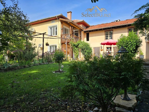 Къща в с. Янтра, Област Габрово - 186 кв.м за 968 €/кв.м - Снимка #1