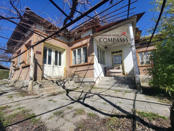 Къща в с. Преселенци, Област Добрич - 120 кв.м за 234 €/кв.м - Снимка #1