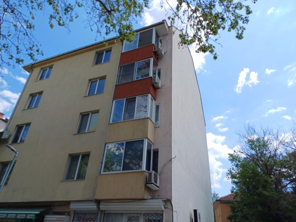 Едностаен апартамент в Пловдив, Захарна фабрика - 36 кв.м за 2112 €/кв.м - Снимка #1