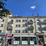 Дава се под наем Четиристаен апартамент в Шумен, Център - 101 кв.м за 331.5 € - Снимка #1