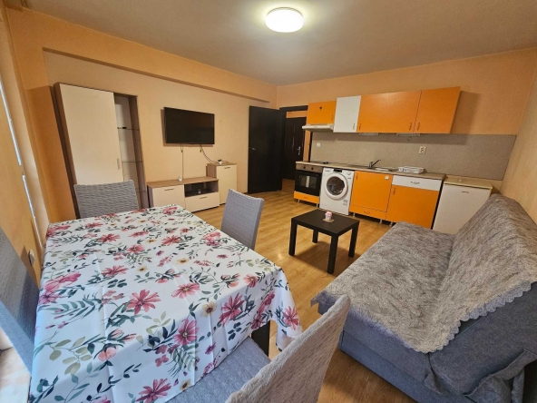 Дава се под наем Двустаен апартамент в София, Зона Б-18 - 55 кв.м за 306 € - Снимка #1