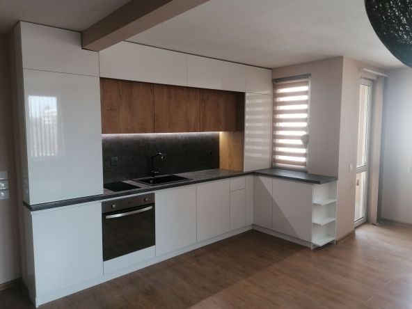 Дава се под наем Двустаен апартамент в Пловдив, Филипово - 68 кв.м за 408 € - Снимка #1