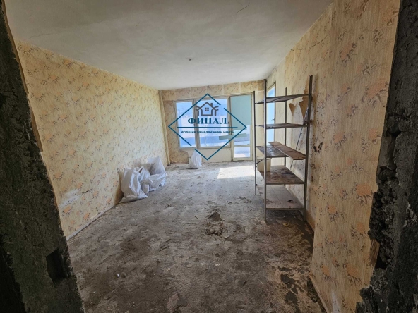 Тристаен апартамент в Шумен, Боян Българанов 1 - 76 кв.м за 1141 €/кв.м - Снимка #1