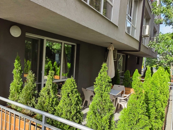 Дава се под наем Ателие в София, Център - 50 кв.м за 510 € - Снимка #1