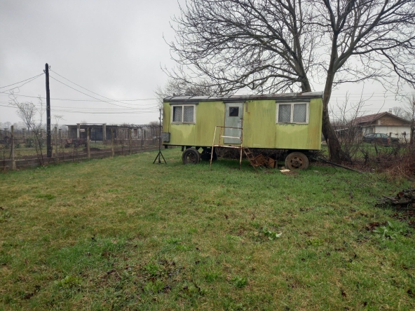 Парцел в Бойчиновци - 8000 кв.м за 2 €/кв.м - Снимка #1