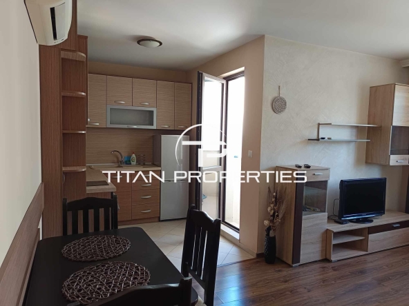 Дава се под наем Двустаен апартамент в Варна, Цветен квартал - 60 кв.м за 500 € - Снимка #1