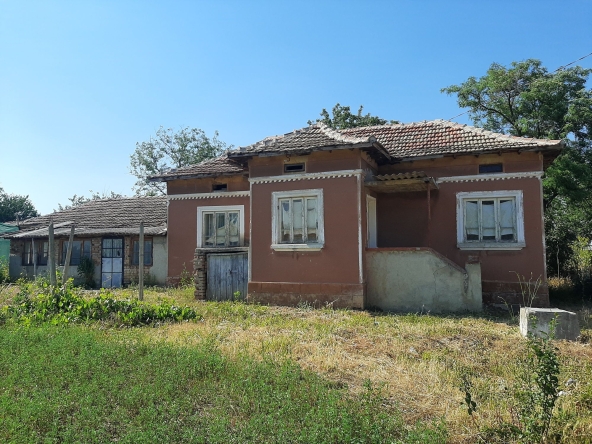 Къща в Добрич, Добротица - Варненска - 100 кв.м за 67 €/кв.м - Снимка #1