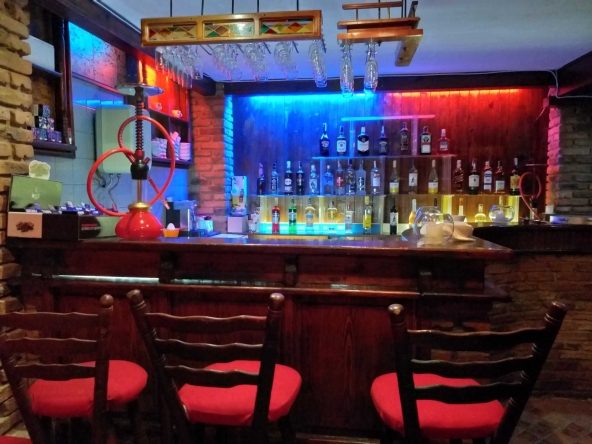 Дава се под наем Зала за събития в Варна, Червен площад -  кв.м за 81.6 € - Снимка #1