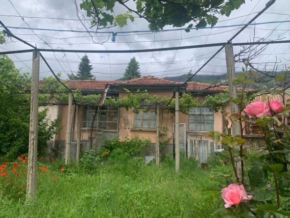 Къща в Карлово - 110 кв.м за 528 €/кв.м - Снимка #1