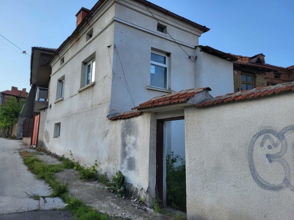 Къща в Ветрен - 130 кв.м за 212 €/кв.м - Снимка #1