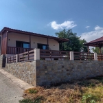 Дава се под наем Къща в Мадан - 120 кв.м за 200 € - Снимка #1