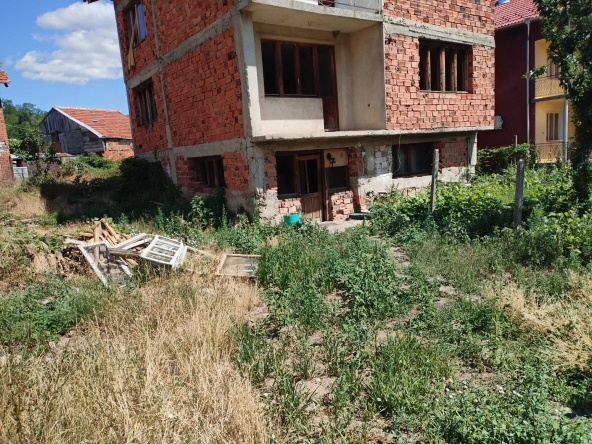 Етаж от къща в Монтана, Парта 1 - 120 кв.м за 319 €/кв.м - Снимка #1